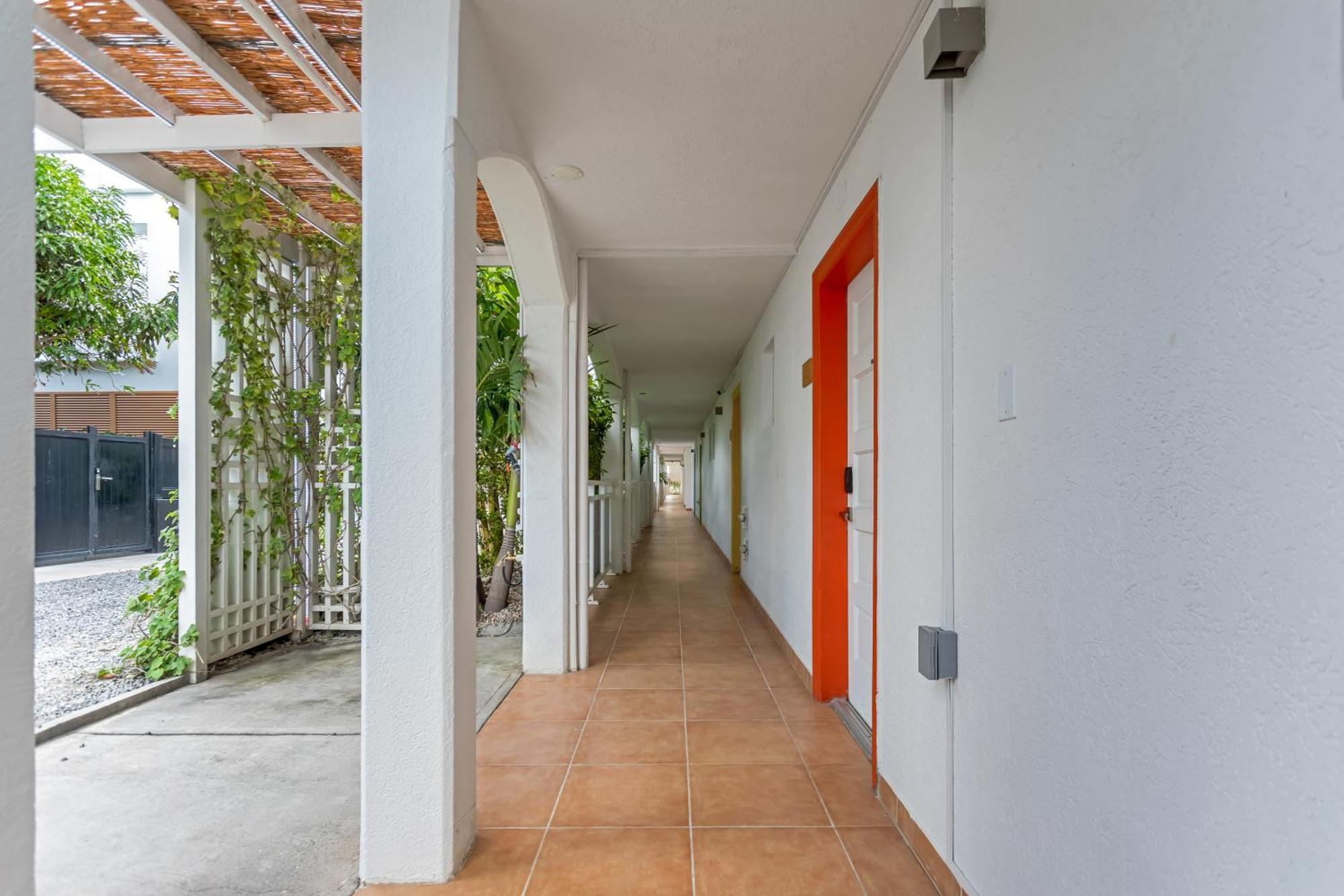 Maho Beach House - Petite Studio - Beach Access Extérieur photo